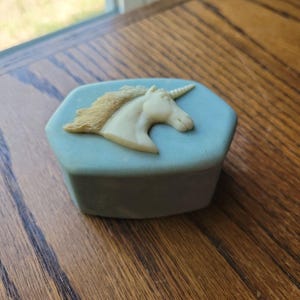 Incolay Unicorn Box - Etsy