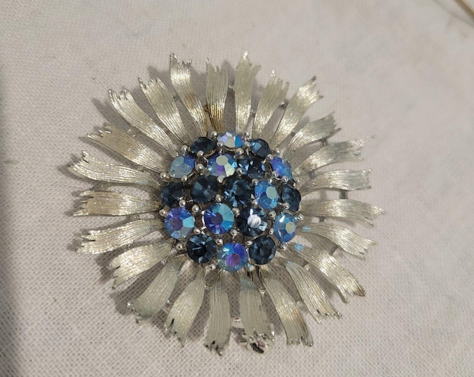 Vintage Lisner Brooch Blue Aurora Borealis Rhinestone Flower