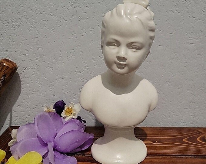Vintage NAPCO Napcoware Japan Young Girl Bust Statue Figurine French Country Bow