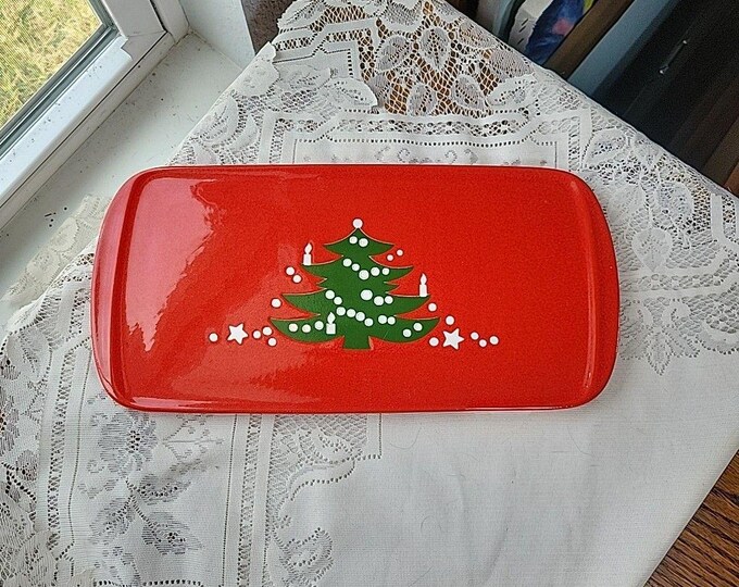 VTG Waechtersbach Red Christmas Tree Sandwich Tray 13 x 6.25" W Germany Folk Art