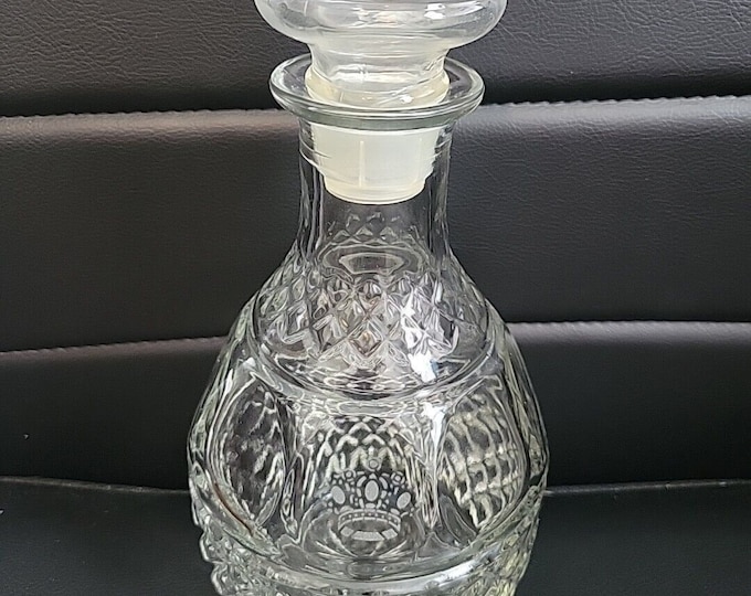 Barware Decanter Cut Glass W/Etched Designs Grapes & Crown W/stopper Top 10"