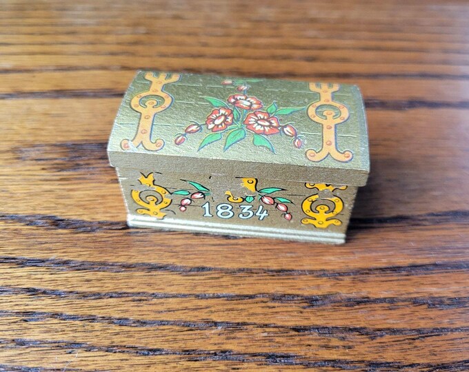 Vintage Lundby Dollhouse Miniature Wood Chest design transfer Gold "1834" FLAW