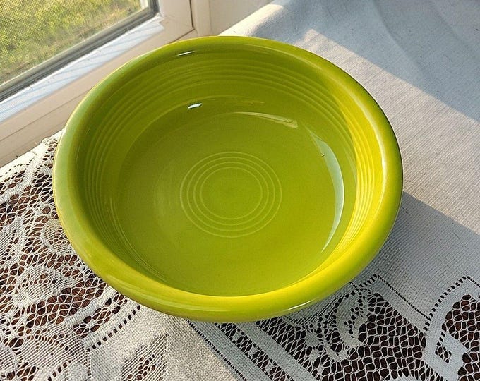 Fiesta Lemongrass Green Classic Rim Bowl 19 Oz Cereal Soup 6.875" HLC Retired