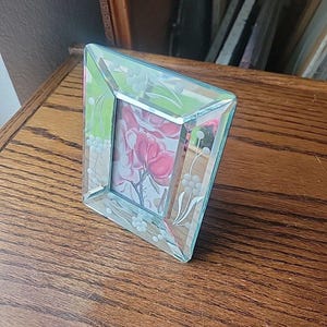 Vtg Beveled Venetian Style Etched Mirror Glass Picture Photo Frame 2x3" cottage image 1