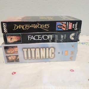Lot of 3 VHS 90s Movies, Face/Off & Titanic Sealed, Dances W/ Wolves unsealed