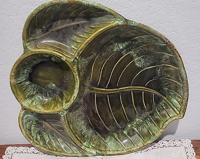 Vintage Wade of California Pottery Chip Dip Tray Green Leaf Made in USA MCM