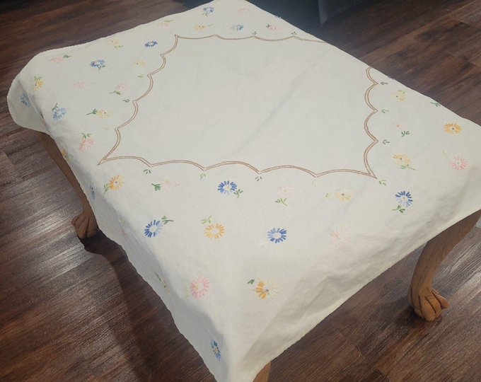 Vintage Table Linen Handmade Cross Stitch Embroidered Luncheon Cloth 32 X 35