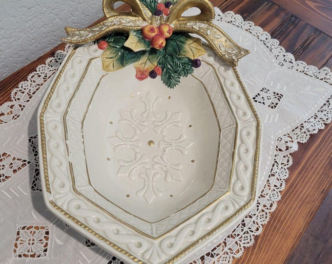 Fitz & Floyd Vintage Florentine Christmas Bowl oval 10.5" Bow Holly Berries Gold