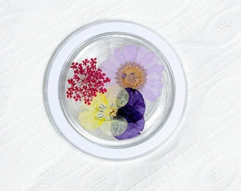 Real Daisy Flower Magnetic Phone Grip, Dried Mushroom Plant Grip,Pressed Strawberry Fruit Phone Holder, Phone Accessories Kindle Magnet Grip