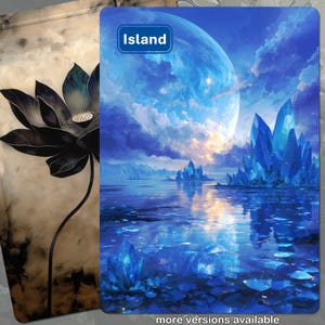 Könnte beinhalten: Zwei Fantasy-Kunstdrucke. Einer zeigt eine schwarze Lotusblume auf beigem Hintergrund. Der andere zeigt einen blauen Planeten, kristalline Strukturen und Wasser, mit dem Wort "Island" in einer blauen Box.