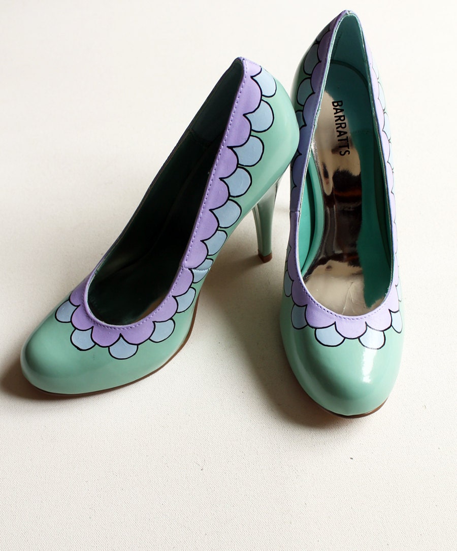 Tacones pintados a mano Zapatos festoneados de color lila | Etsy México