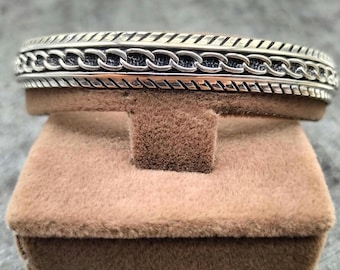 Vintage Style Sterling Silver Open Cuff Bracelet – Oxidized Chain Pattern Bangle for Men & Women – Adjustable Rustic Boho Jewelry