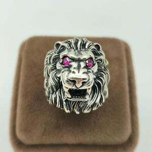 メンズ シルバー ライオンヘッド リング、ハンドメイド ライオン リング、925 スターリング シルバー、シグネット シルバー リング、アメジスト ストーン ライオン リング、男性へのギフト、アニマル リング