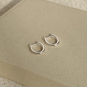 925 Sterling Silver Hoop Earrings | Thin Silver Earrings | U Shape Silver Earrings | Minimalist Silver Hoops | Latch Back Closure Earrings