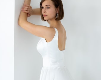 Lace Bridal Gown: Elegant Wedding Dress - Custom Size Available