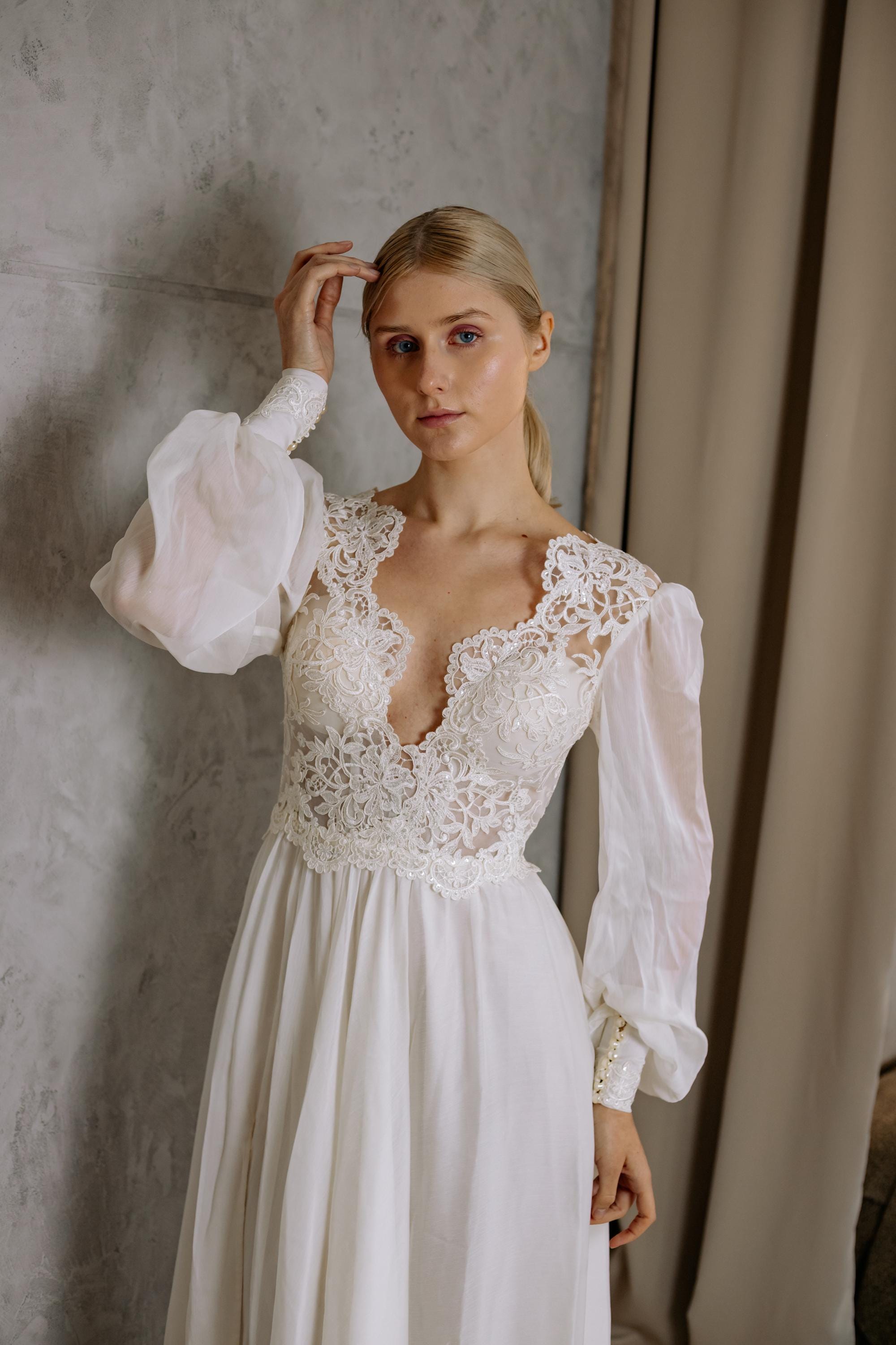 long billow sleeve chiffon a-line wedding dress Chiffon Wedding Dress | Long Sleeves Simple Wedding Dress