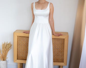 Satin A-Line Wedding Dress : Square Neck Modern Bridal Gown