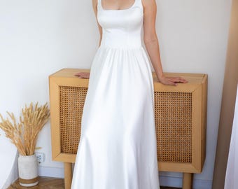 Satin Wedding Dress : Minimalist Bridal Gown – Simple Satin Wedding – Sleeveless Bride Dress – Elegant Long Gown