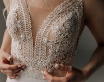 Bridal Lace Corset Top : Handmade Wedding Corset - Custom Size Available