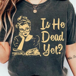 Chemise anti-atout, chemise est-il mort, chemise anti-atout pas subtile, résister et persister, chemise est-il mort, t-shirt anti-racisme
