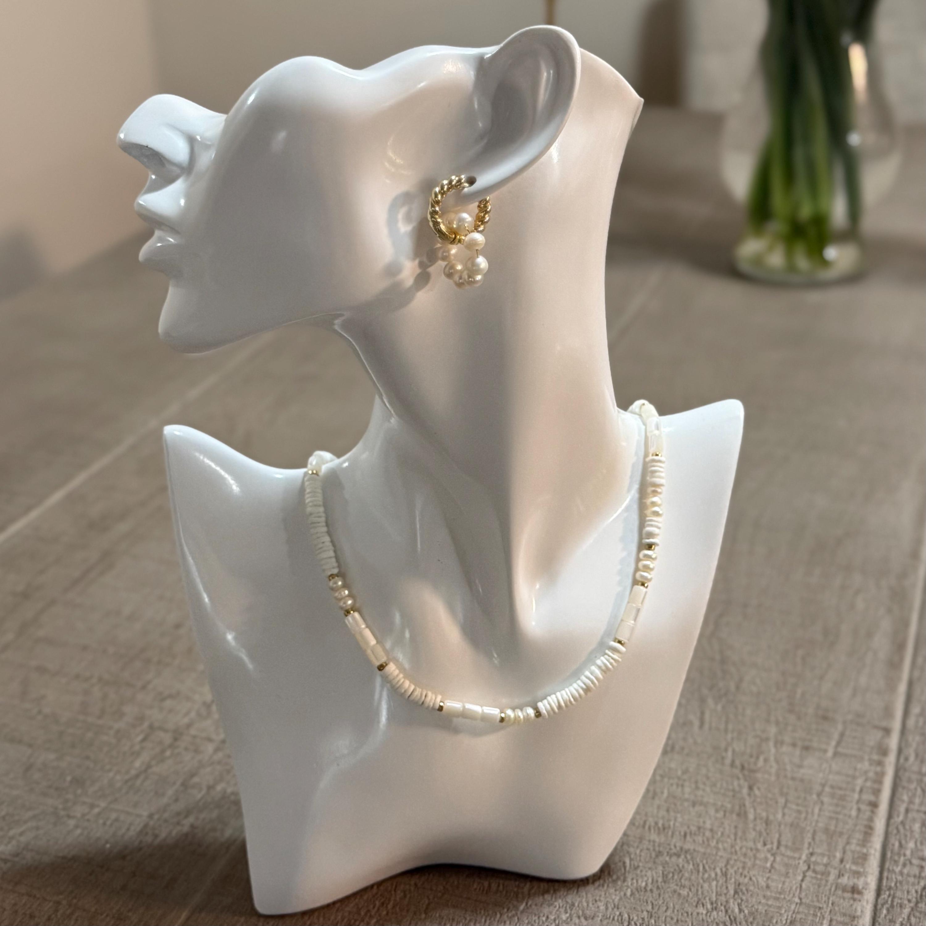 Choker di conchiglie e perle – Collana da spiaggia boho con perle d'acqua dolce - Italia