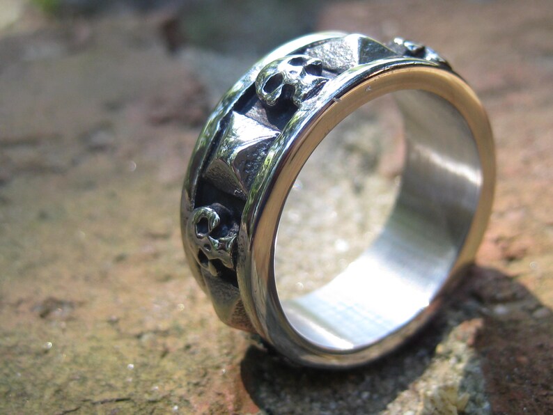 Metaphysical Ring of the High Priest VAMPIRE Transformation ...