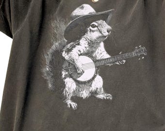 Western Squirrel Banjo Player Comfort Colors® T-Shirt