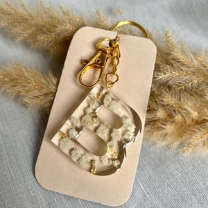 Hecho a mano con flores reales | Llavero | personalizable | carta | número | idea de regalo