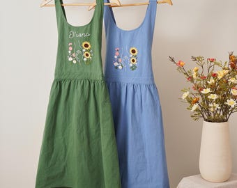 Floral Embroidered Apron For Women: Personalized Baking & Gardening Apron with Pocket, Mother's Day Gift