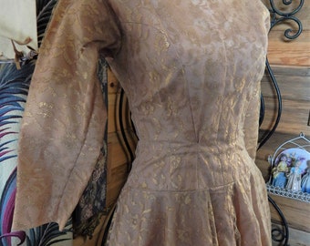 Designer Jonny Herbert Golden Lace Taffeta Fit & Flare Dress Dress/Mid Century/ Small Size