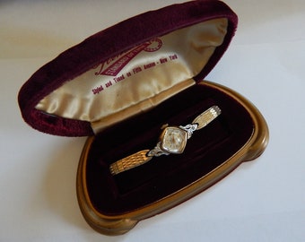 Ladies Elgin Wrist Watch in Case/ 10K RGP Bezel/ Needs Work