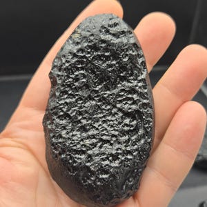 Thailandite 146.79g  - Flat Dish Shape - Chaiyaphum Province, Nong Bua Rawe District - Indochinite Tektite - Thailand