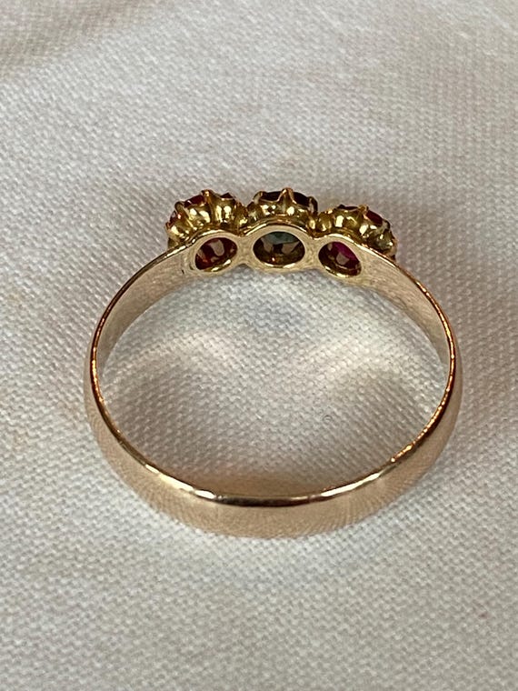Antique  Ruby and Green Paste Trilogy Ring set in… - image 4
