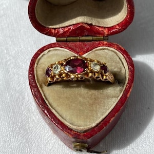 Antique 9ct Rose Gold Ring with Garnets and Chysoberyls,  Size UK O.5, resizeable