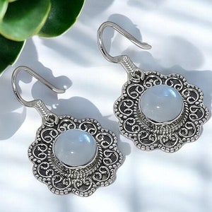 Natural Moonstone Silver Flower Earrings/Boho Filigree Dangle Earrings for Women/Handmade Gemstone Jewellery/Customized Earrings/Boho Design