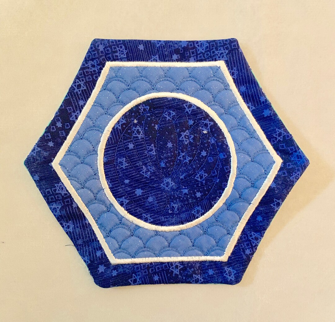 SPECIAL ORDER: Hexagon Mug Rug - Etsy