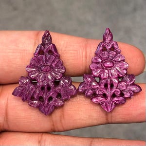 Natural No Heat Ruby Carving Pair , HandMade Flower Carved Ruby Carving , Fancy Cut Ruby Carving Pair For Making Luxury Earring .