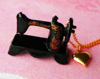 I LOVE SEWING - Sewing Machine Necklace