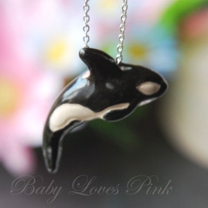 Beautiful Orca Whale Necklace R3A image 1