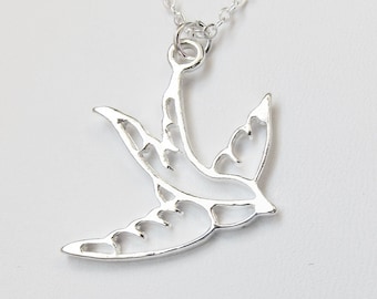 Flying Swallow Silver Necklace (T1)