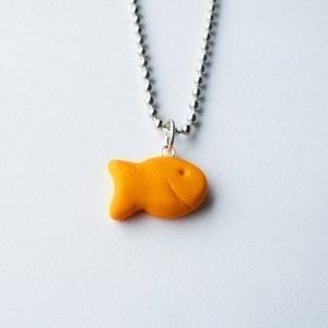Goldfish Necklace R4A-A1 image 2