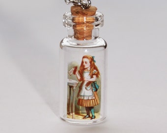 Alice in Wonderland Bottle Necklace - Drink Me Image  (R2E2)