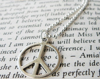 PEACE - Silver Peace Necklace  (D3H1)