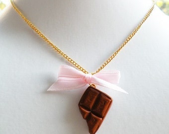 Sweet Chocolate Pink Bow Necklace  (D1I4)