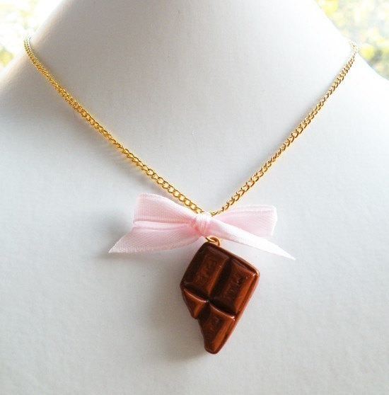 Sweet Chocolate Pink Bow Necklace (D1I4) UK