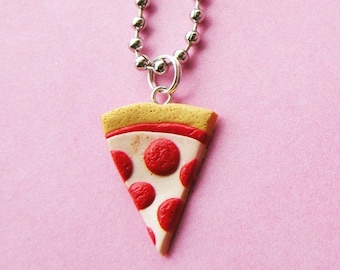 Pizza Necklace - Pepperoni Pizza  (D1B1)