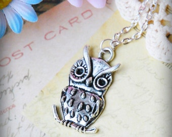 Sweet Silver Owl Necklace (T1)