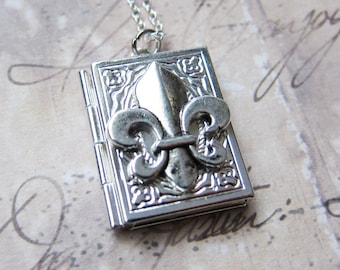 Fleur de Lis Locket Necklace - photo locket memoir keepsake (T5)