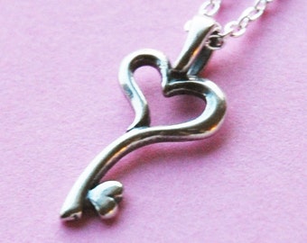 Forever Growing Love - Silver Necklace  (R5B)