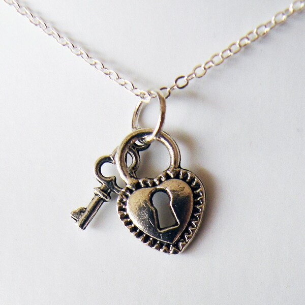Heart and Key Lock Necklace  (R5B)